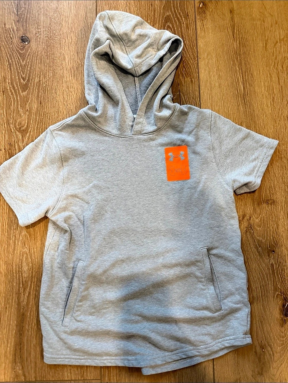 Under Armour Boys' Rival Terry Short-Sleeve Hoodie Gray Medium